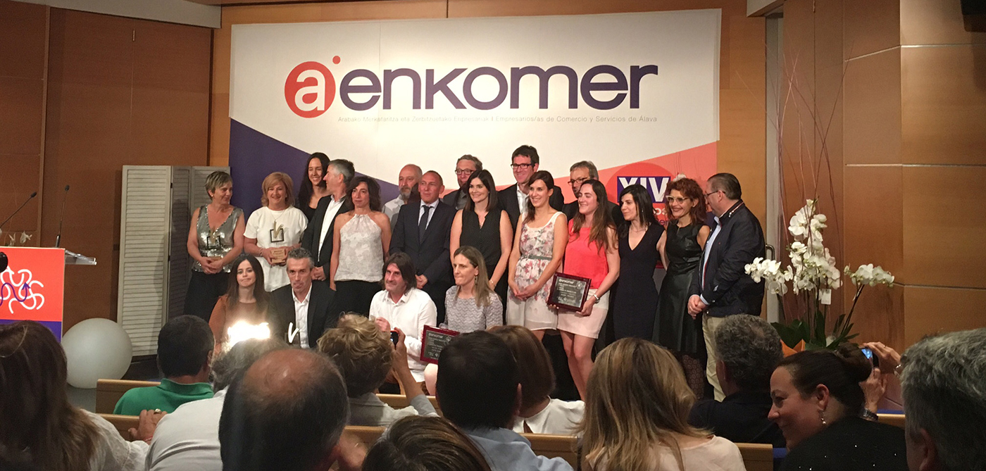 Premio a la Innovacion 2017 Aenkomer 2ados