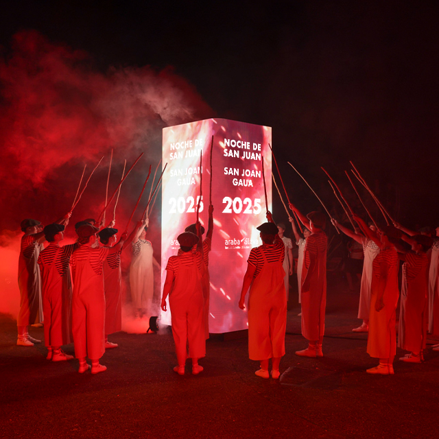 Noche de San Juan - Hover